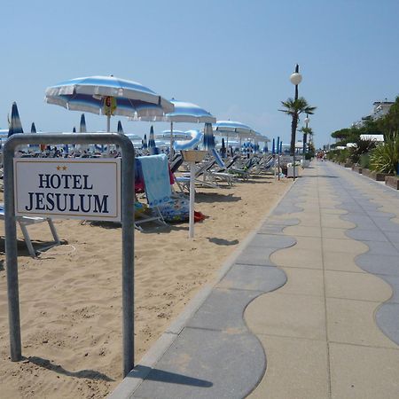 Hotel Jesulum ลิโดดิเยโซโล ภายนอก รูปภาพ